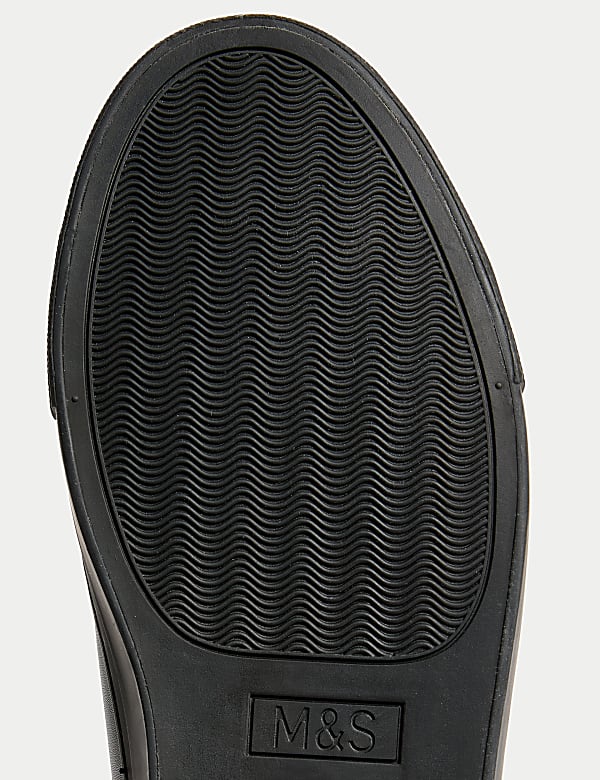 Lace Up Trainers - US