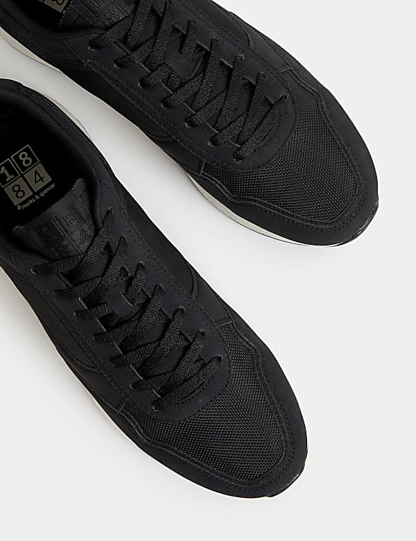 Lace Up Trainers - NL