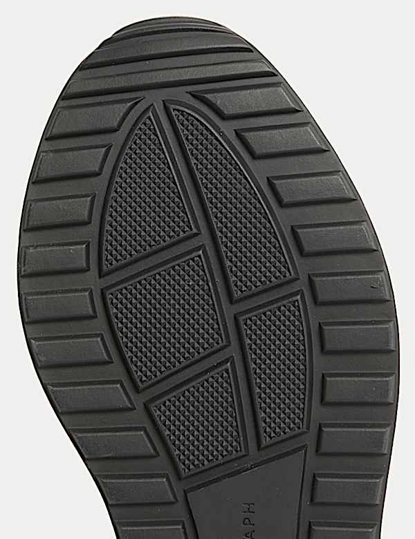 Šněrovací běžecké tenisky ze síťoviny - CZ