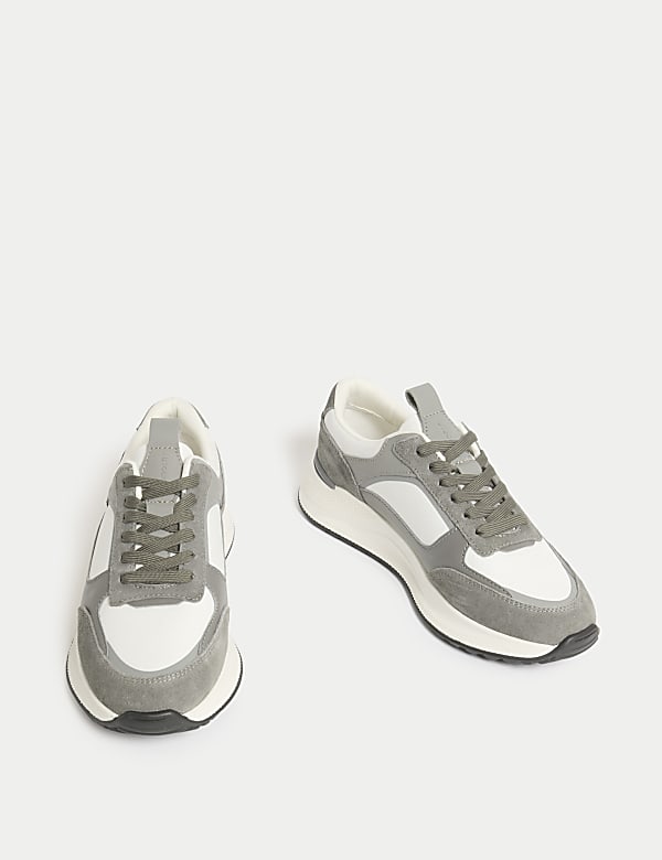 Lace Up Trainers - NL