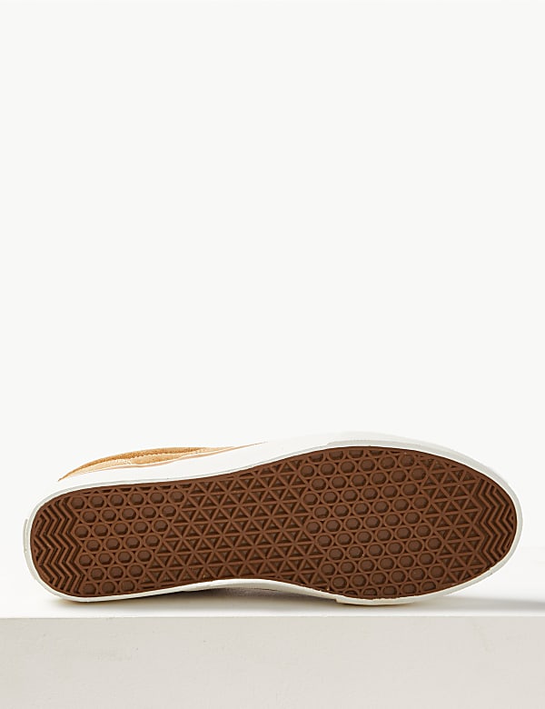 Suede Slip-on Pumps with Freshfeet™