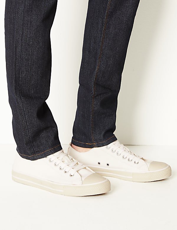 Canvas Lace-up Pumps