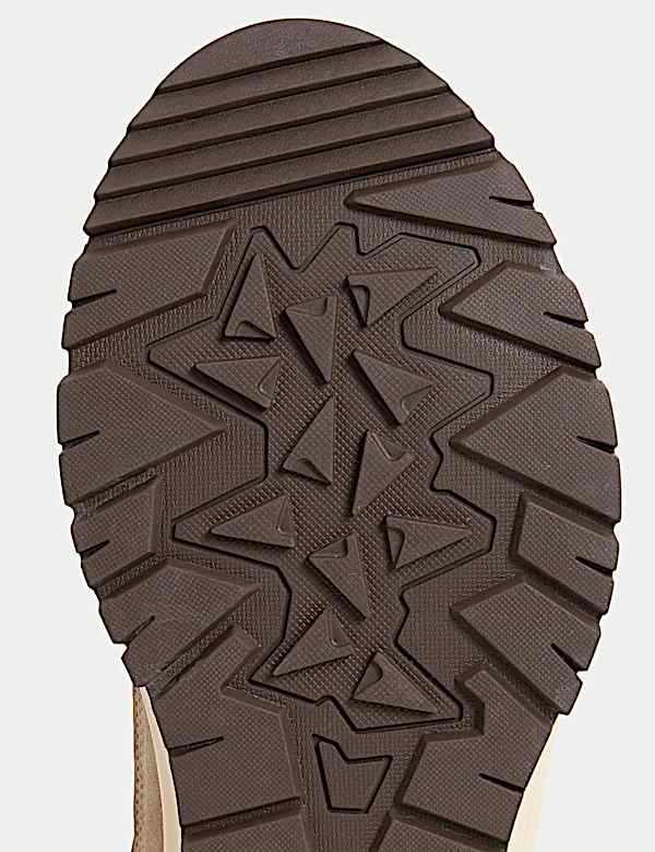 Shower Resistant Hiker Walking Shoes - GR