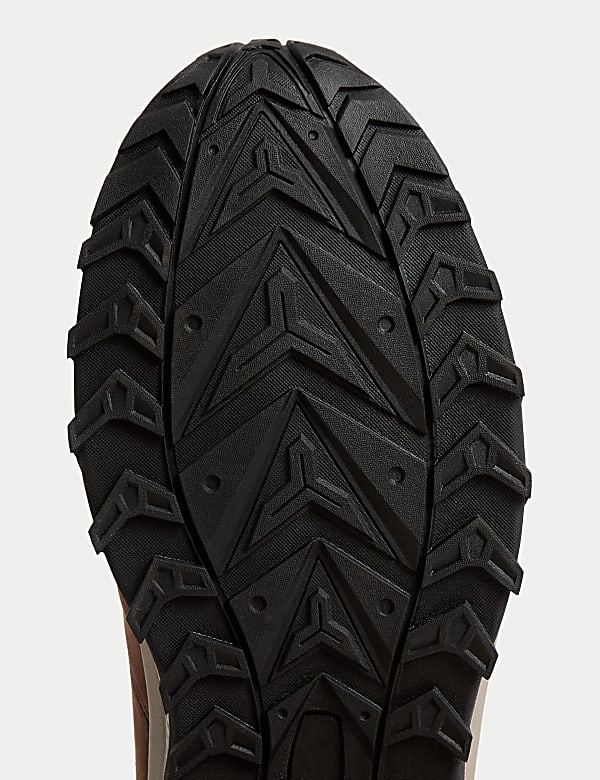 Bottines de marche Chukka imperm&eacute;ables en cuir - FR