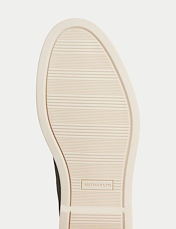 Mocassins en daim &agrave; semelle blanche - FR