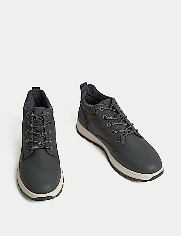 מגפיים ליום יום - IL