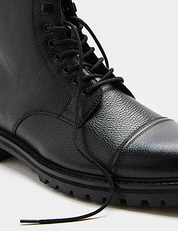 מגפי Autograph מעור עם חרטום בגזרה רחבה - IL