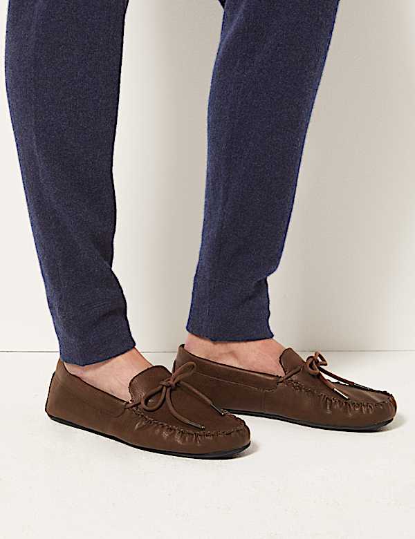 Moccasin Slippers with Freshfeet&trade;