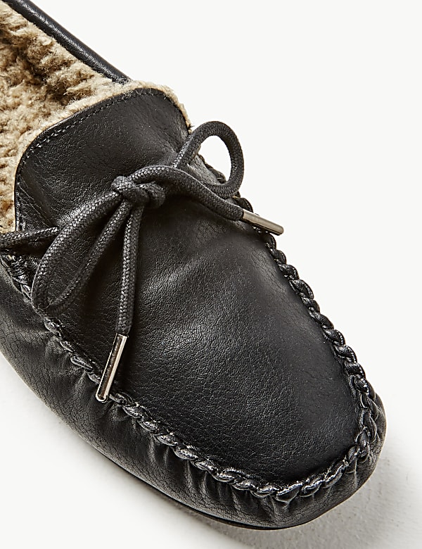 Moccasin Slippers with Freshfeet™
