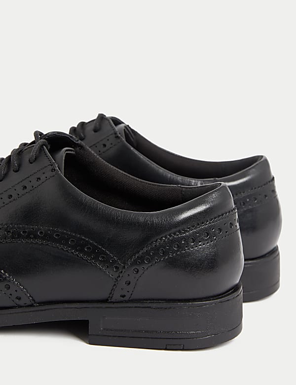 Airflex™ Leather Brogues
