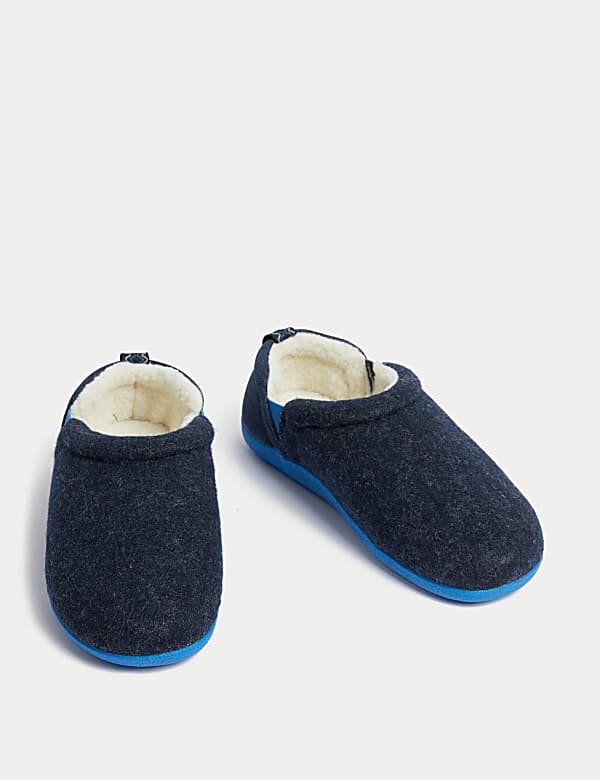 Textured Slippers with Freshfeet&trade; - CN