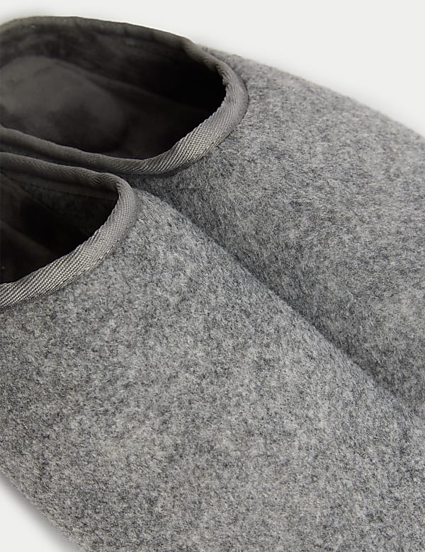 Mule Slippers with Freshfeet&trade; - CN