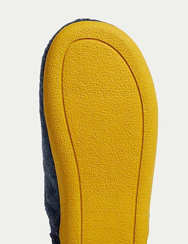 Textured Slippers - CN