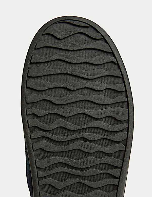 נעלי מיול עם משבצות שחורות - IL