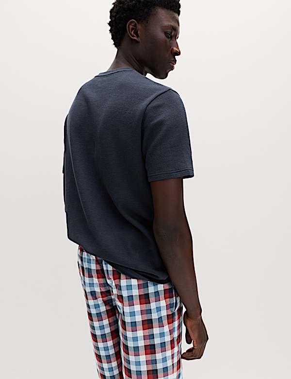 Schlafanzug aus reiner Baumwolle mit Karomuster - DE