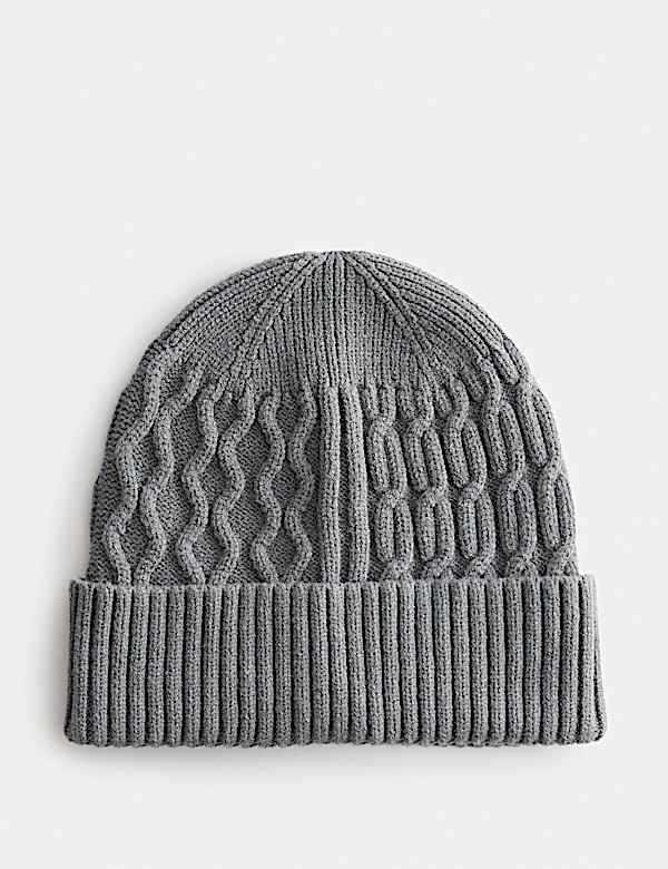 Bonnet en maille torsadée - BE