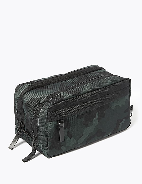 Pro-Tect™ Washbag