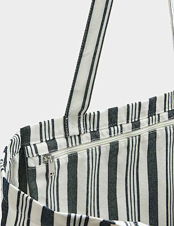 Pruhovan&aacute; pl&aacute;těn&aacute; n&aacute;kupn&iacute; ta&scaron;ka - CZ