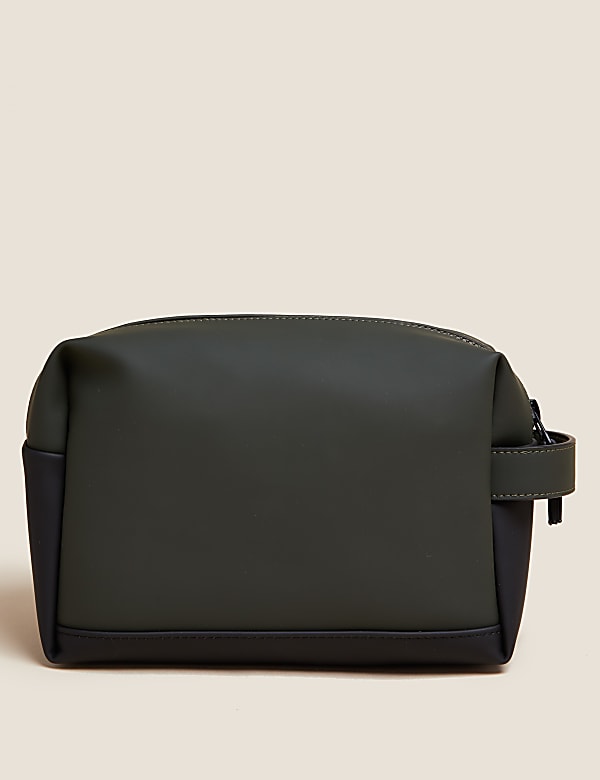 Rubberised Washbag