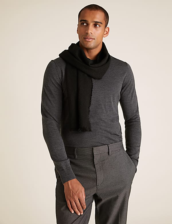 Geometric Textured Scarf