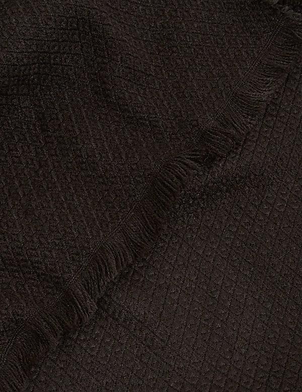 Geometric Textured Scarf