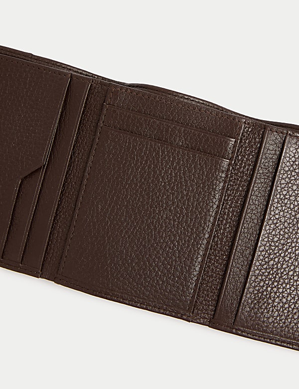 Trifold-Portemonnaie aus Leder mit Kieselmaserung - AT