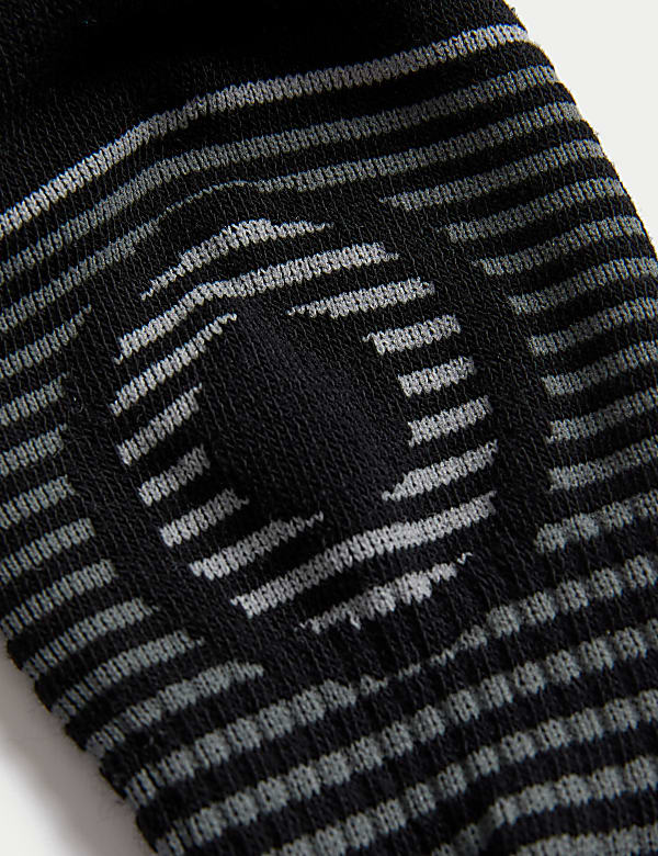 5pk Freshfeet™ Cushioned Sports Socks