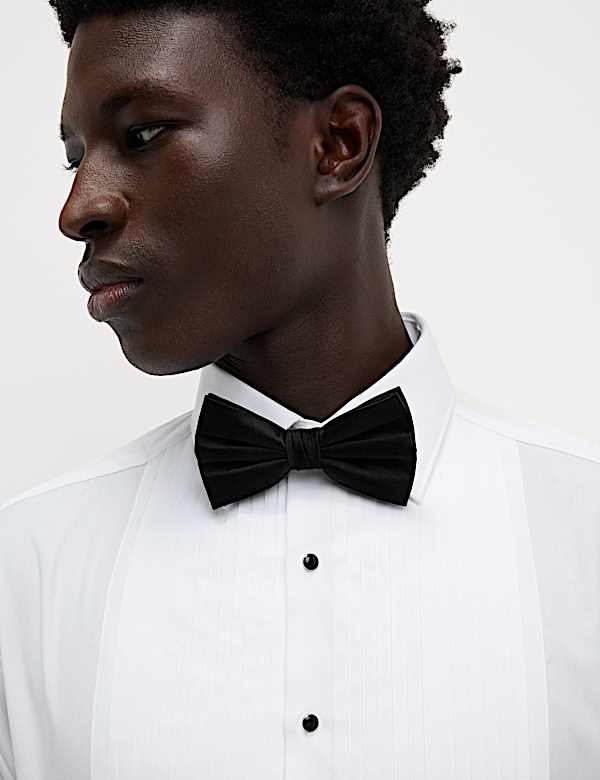 Auf Figur geschnittenes Anzughemd aus edler Baumwolle mit Doppelmanschette - AT