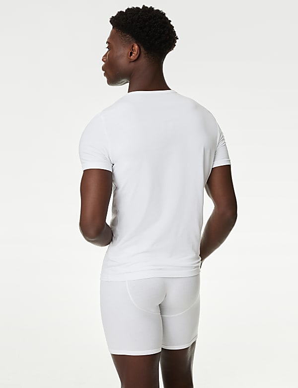 3 Pack Cotton Rich Cool & Fresh&trade; Vests - GR