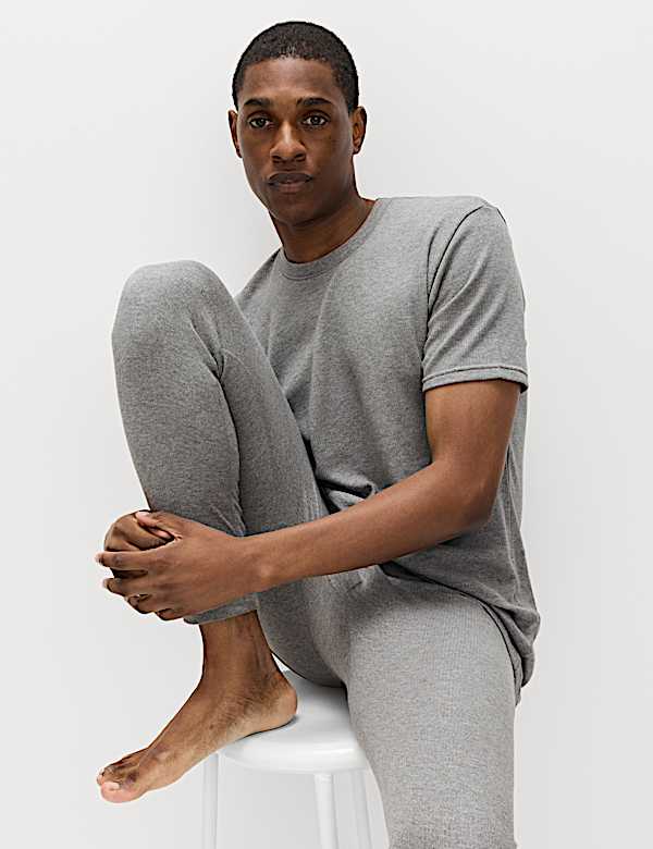 Heatgen&trade; Medium Thermal Short Sleeve Top