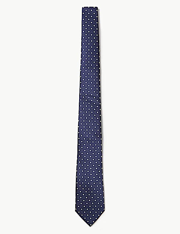 Outline Spot Tie