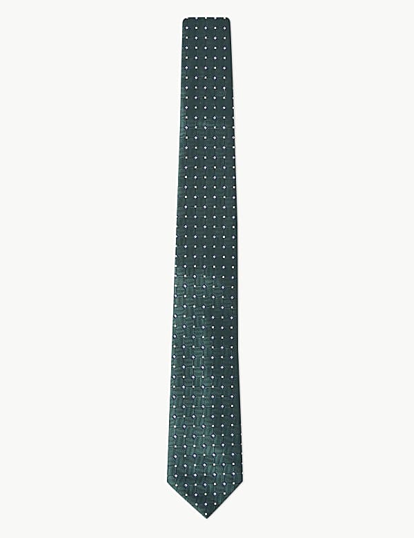Slim Geometric Tie