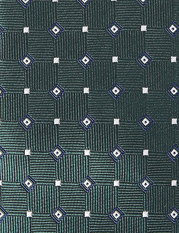 Slim Geometric Tie