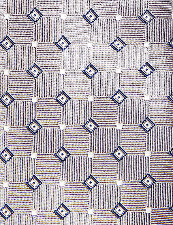 Slim Geometric Tie