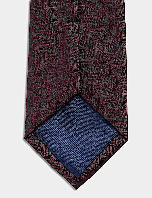 עניבת פוליאסטר בטקסטורה בעיצוב מניפה - IL