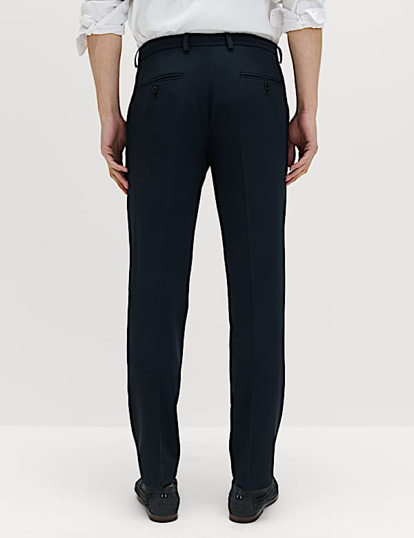 Auf Figur geschnittene Flatfront-Hose mit Stretchanteil - AT