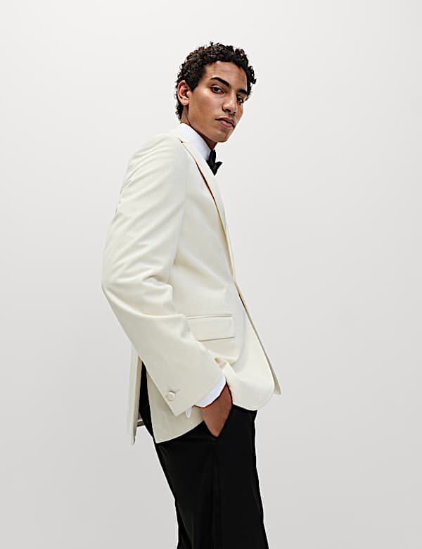 Tailored Fit Velvet Blazer - EE