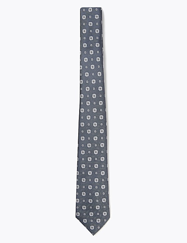Luxury Foulard Tie