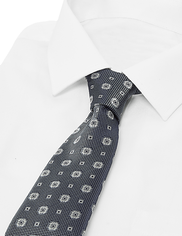 Luxury Foulard Tie