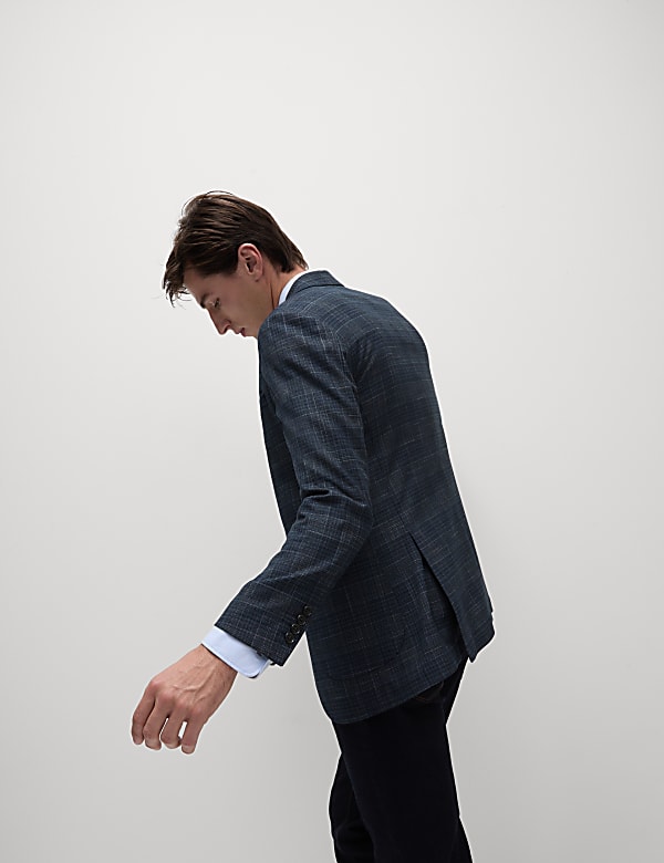 Tailored Fit Check Blazer