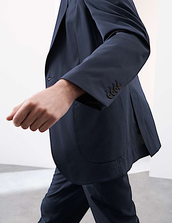 Tailored Fit Packable Blazer - CN