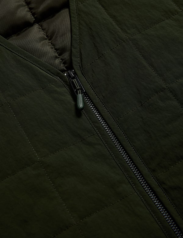 Prošívaná vesta s&nbsp;vycpávkami - CZ