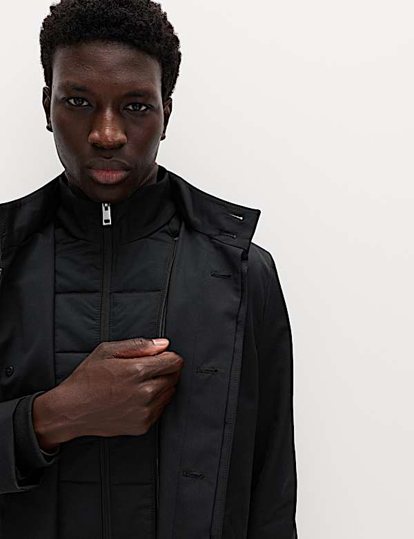 Trench &agrave; col chemin&eacute;e dot&eacute; de la technologie Stormwear&trade; - FR