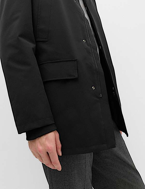 Technical Funnel Neck Mac - NO