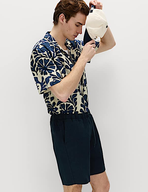 Cotton Linen Blend Stretch Shorts