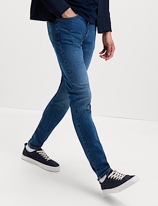 Skinny Fit Stretch Jeans - CA
