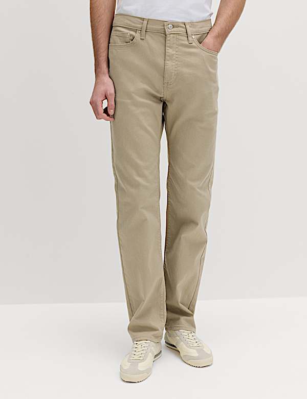 Straight Fit Stretch Jeans