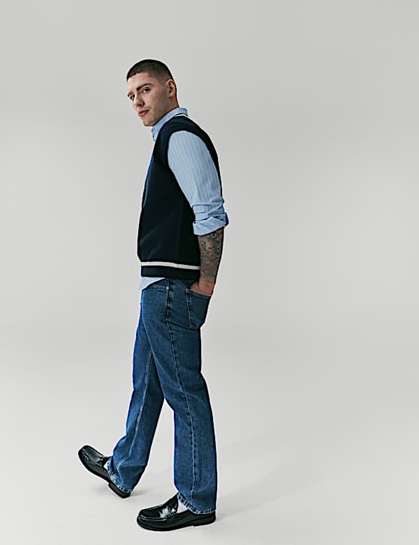 Straight Fit Stretch Jeans