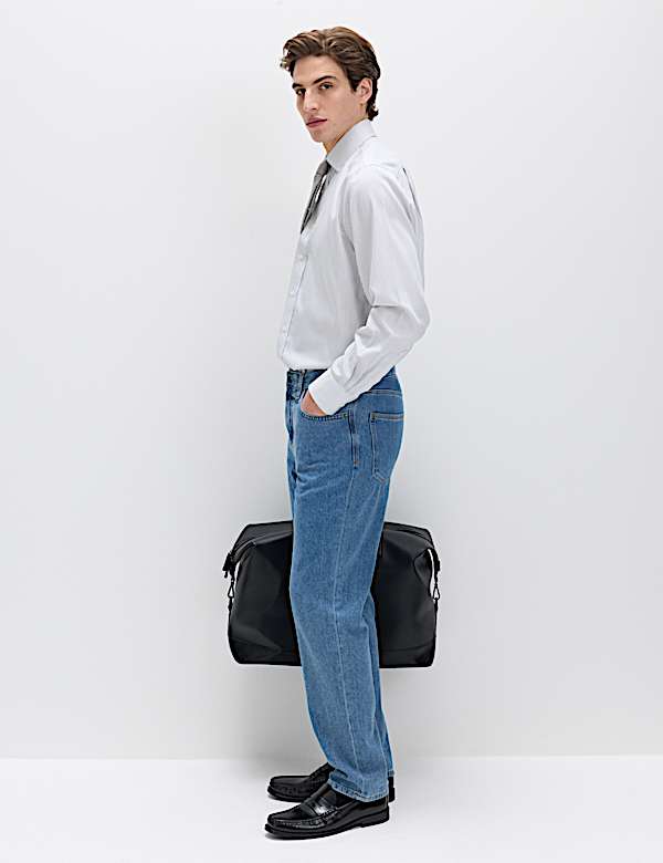 Straight Fit Lightweight Soft Touch Jeans - FR