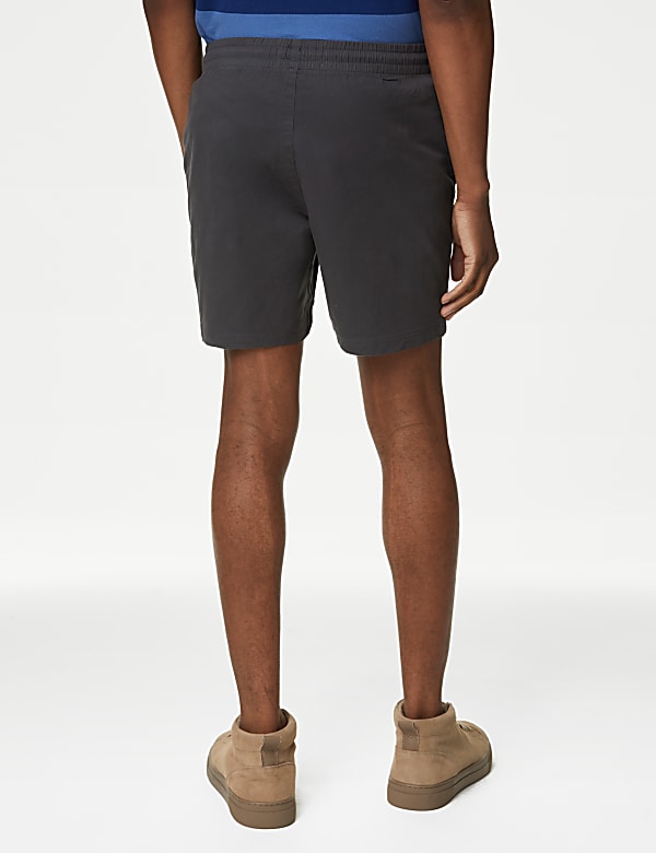 Elasticated Waist Shorter Length Stretch Shorts'
